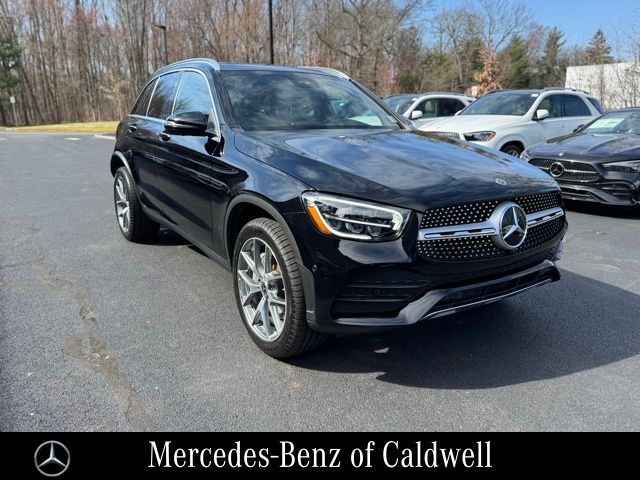 Black 2022 Mercedes-Benz GLC 300 SUV 4MATIC SUV / Crossover All-Wheel Drive 9-Speed Automatic