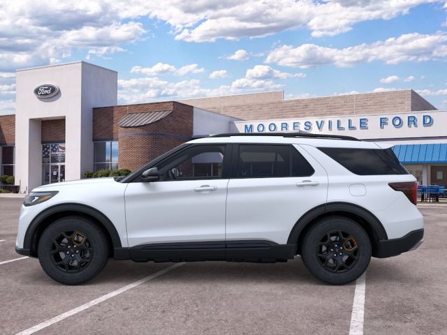 New 2026 White Ford Tremor image 3