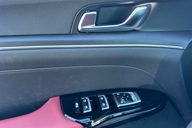 2026 Kia K5 GT-Line - Photo 12