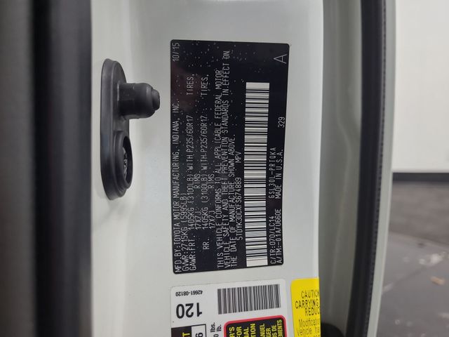 2015 – Toyota – Sienna