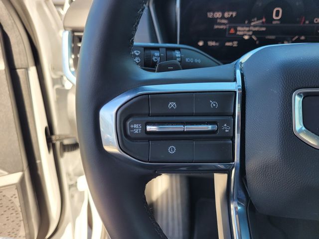 New 2026 White GMC Elevation image 28