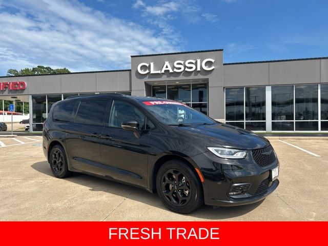 2024 Chrysler Pacifica Hybrid Select FWD