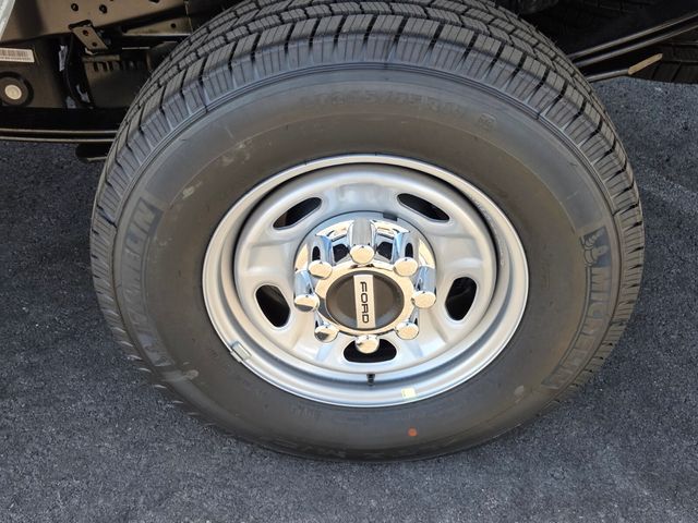 New 2026 Ford Super Duty F-250 Regular Cab 8' Box XL