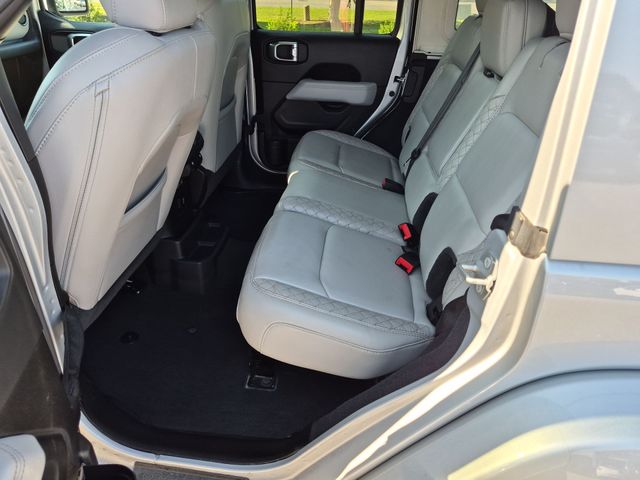 Used 2022 Silver Jeep Unlimited Sahara High Altitude image 26