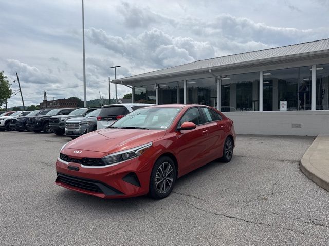 2023 Kia Forte LXS photo