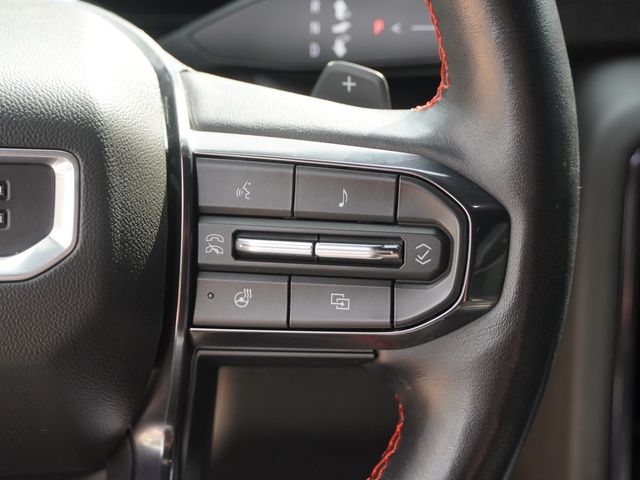 Used 2025 GMC Yukon SUV