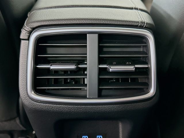 Thumbnail: 2026 Genesis G70 - 18