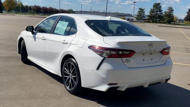 2021 Toyota Camry SE 6