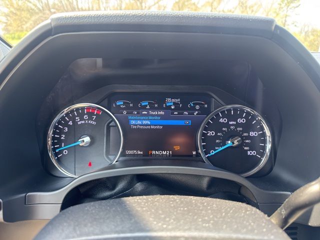 Used 2020 White Ford XLT image 24