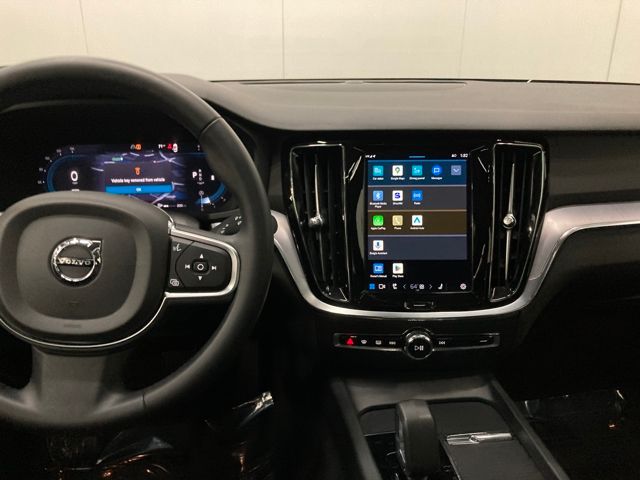 2024 Volvo S60 B5 Core Dark Theme