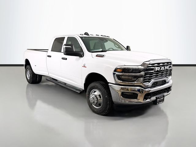 2026 RAM 3500 Tradesman Crew Cab LB DRW 4WD