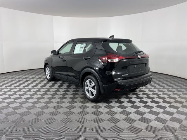 2025 Super Black Nissan Kicks Play S FWD SUV