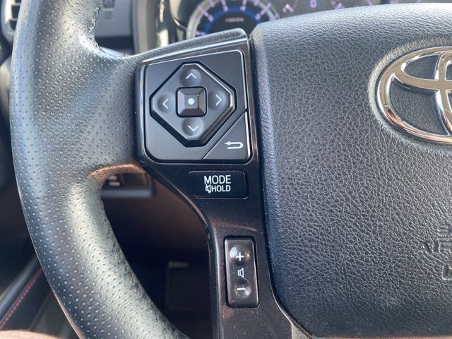 2018 Toyota 4Runner TRD Off-Road Premium photo