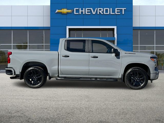 2025 Chevrolet Silverado 1500 Custom 4