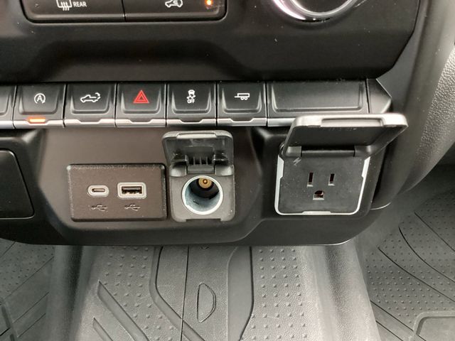 Used Car 2023 Chevrolet Silverado 1500  Custom For Sale Under $35,000 In San Antonio, Texas