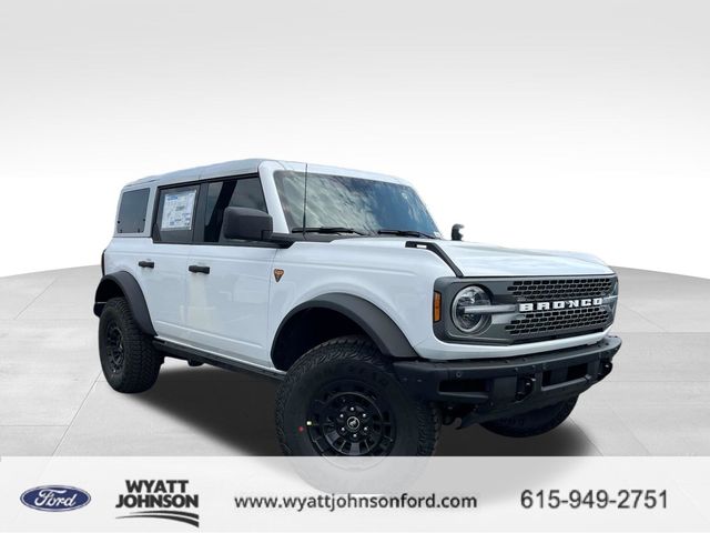 Oxford White 2026 Ford Bronco SUV / Crossover Four-Wheel Drive Automatic