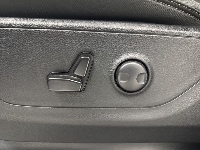 used 2025 Ram 1500 car, priced at $34,998