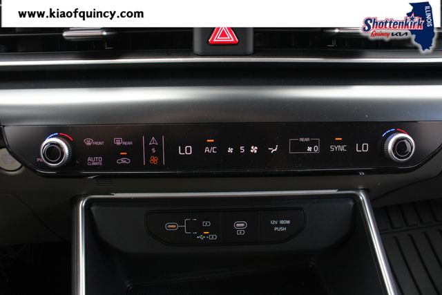 New 2026 Kia Carnival MPV Van