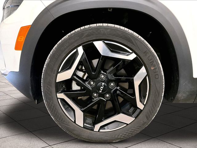 2024 Kia Seltos SX White at Subaru and VW of Moon Township