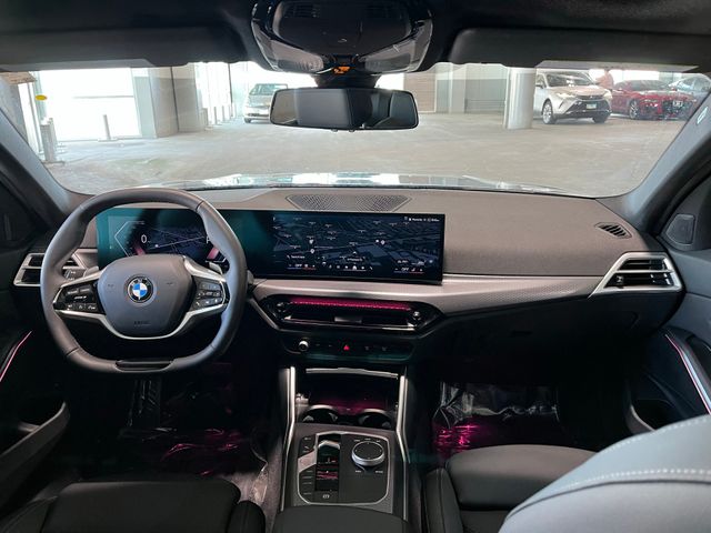 2025 BMW 3 Series 330i - Photo 39