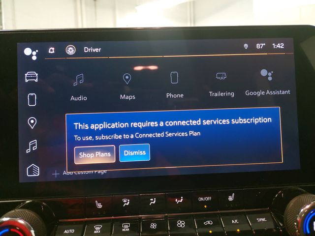 Used 2023 Red Chevrolet Z71 image 21
