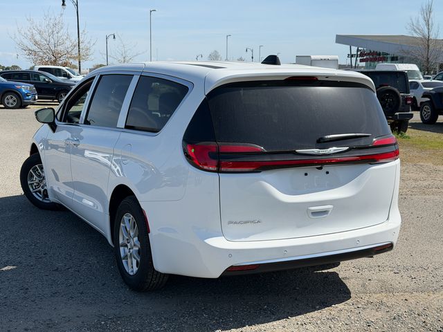 new 2026 Chrysler Pacifica car, priced at $45,630