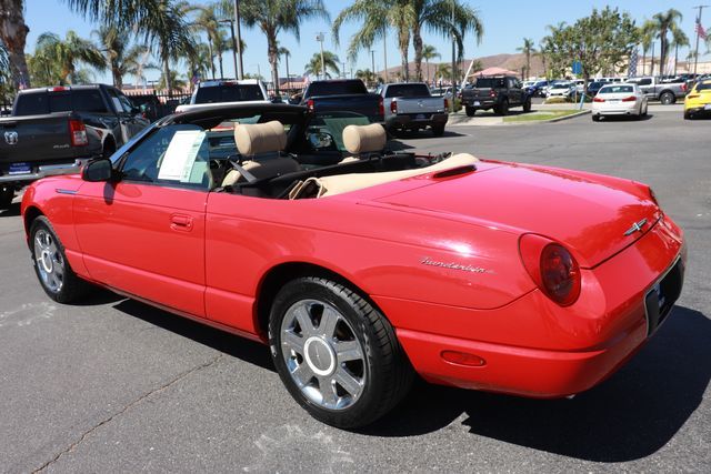 2005 Ford Thunderbird Deluxe 9