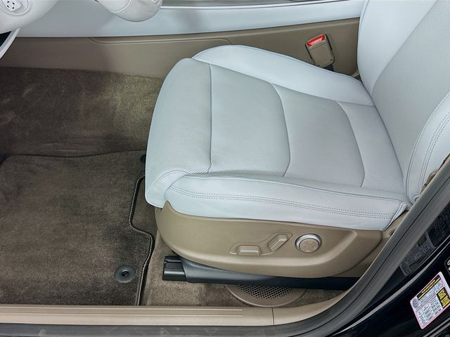 Thumbnail: 2026 Genesis GV70 - 20