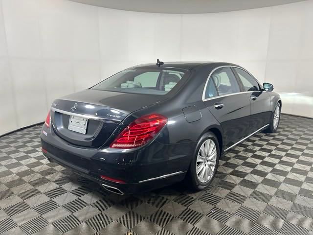 2015 Mercedes-Benz S-Class S 550 6