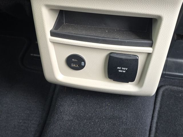 2022 Ford Edge Titanium:168337A