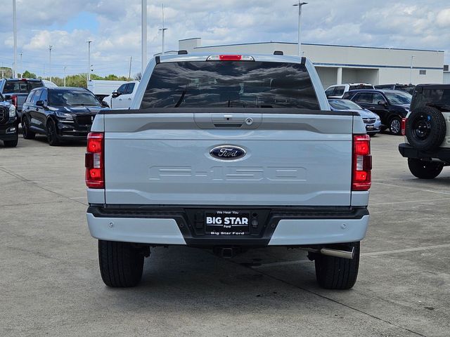 Used 2023 White Ford XLT image 4