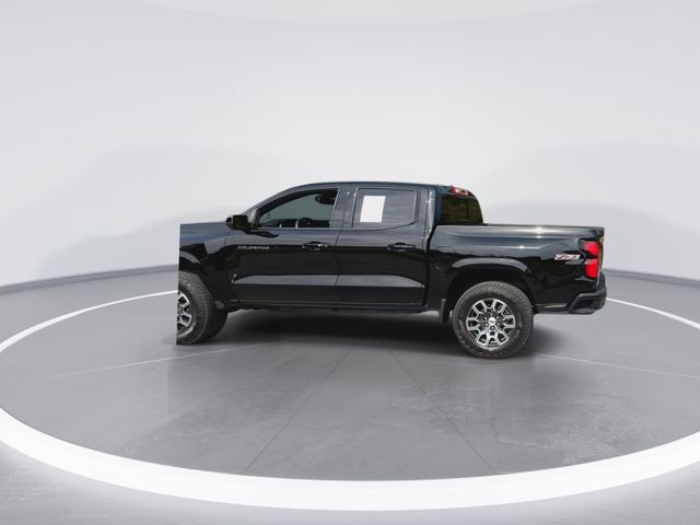 Used 2026 Black Chevrolet Z71 image 8