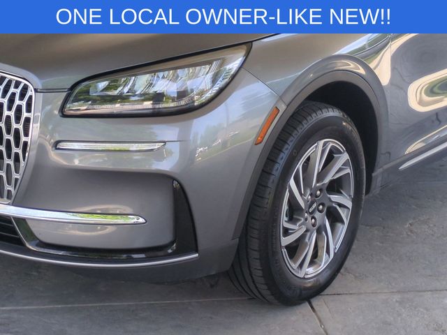 Used 2025 Gray Lincoln Premiere image 9