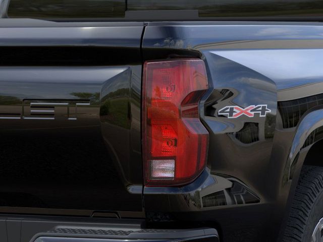2025 Chevrolet Colorado LT photo