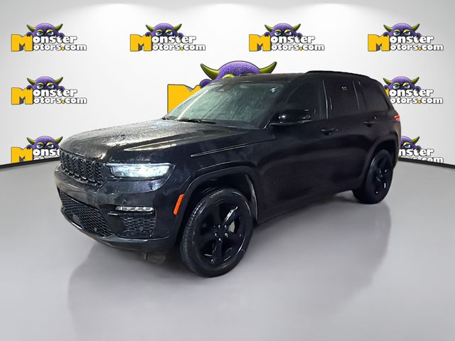 Diamond Black Crystal Pearlcoat 2024 Jeep Grand Cherokee Limited 4WD SUV / Crossover Four-Wheel Drive 8-Speed Automatic