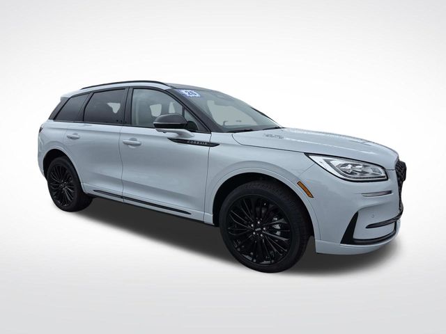 Crystal White 2026 Lincoln Corsair SUV / Crossover Front-Wheel Drive 8-Speed Automatic