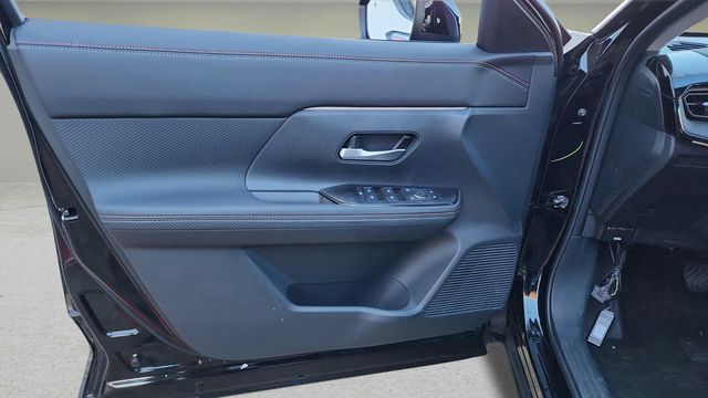 2025 Nissan Kicks