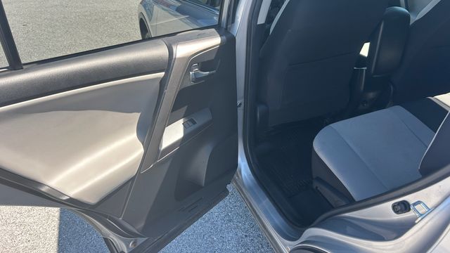 Used 2018 Toyota RAV4 SUV