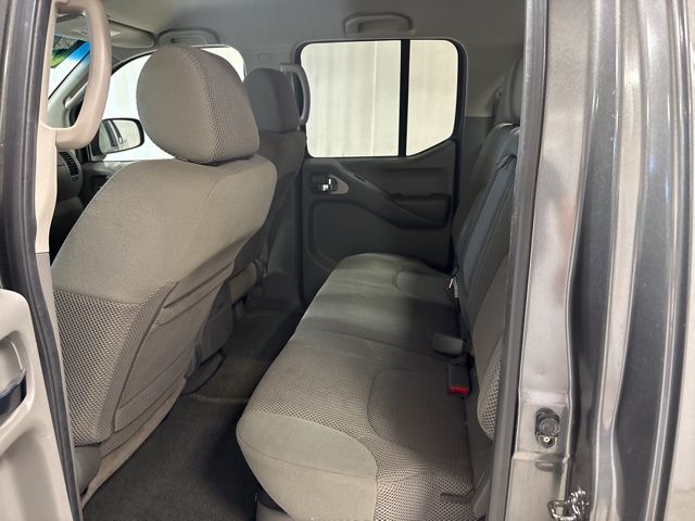 2007 Nissan Frontier SE photo