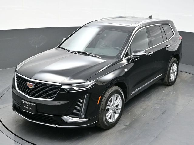 2025 Cadillac XT6 Luxury photo