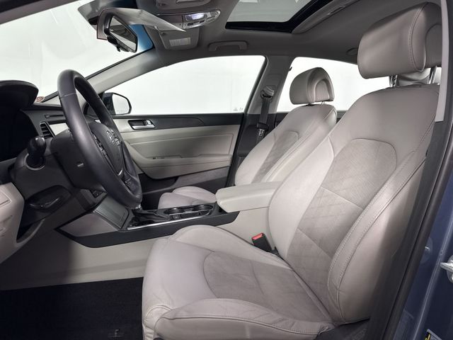 Used 2017 Hyundai Sonata For Sale in Indianapolis, IN
