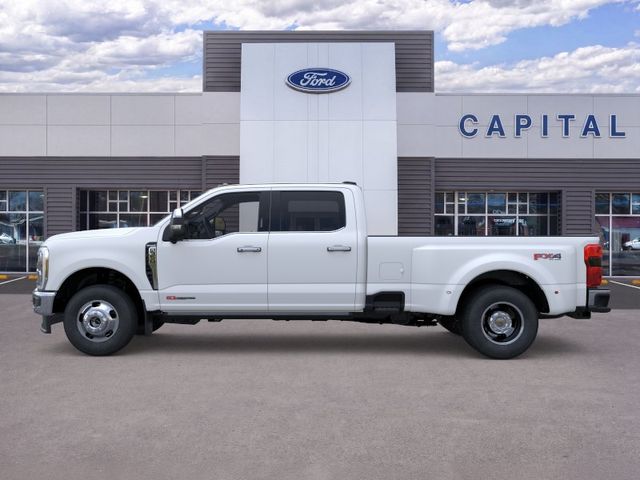 New 2026 White Ford King Ranch image 3