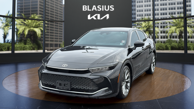 Toyota Crown Limited AWD