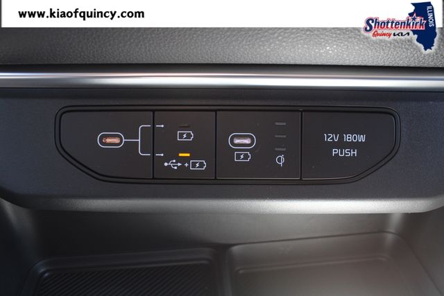 New 2026 Kia Carnival MPV Van