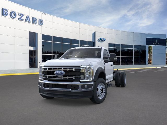 2026 Oxford White Ford F-600SD XLT 145 WB 4X4 Chassis