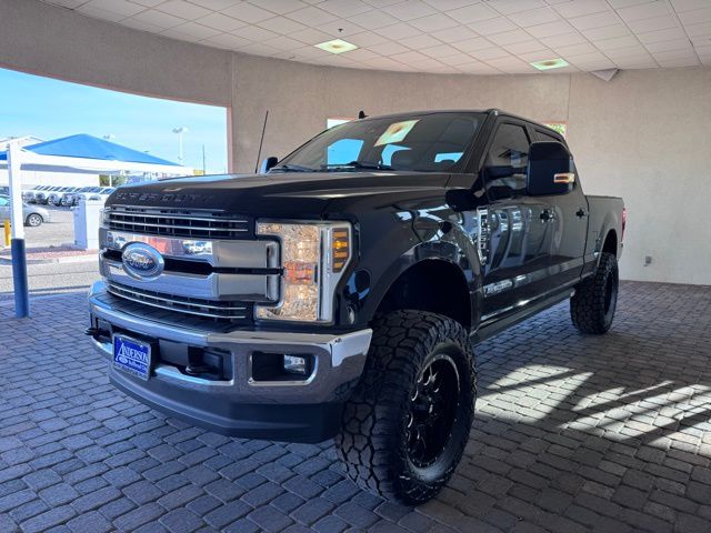 2019 Ford F-250 Super Duty Lariat Crew Cab 4WD