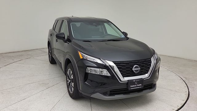 2023 Nissan Rogue SV - 7