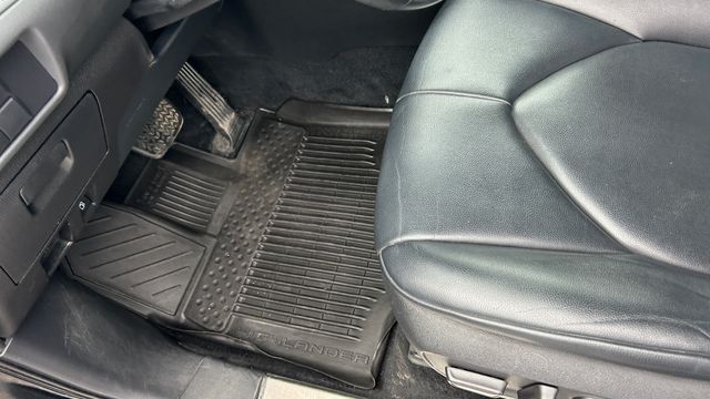 Used 2021 Toyota Highlander Hybrid SUV