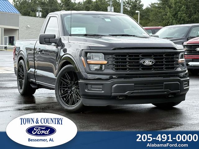 Agate Black Metallic 2026 Ford F-150 Pickup Truck Four-Wheel Drive Automatic