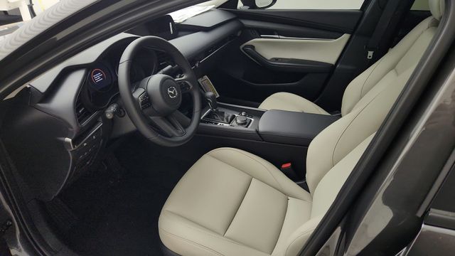 2026 Mazda Mazda3 2.5 S Preferred - 9